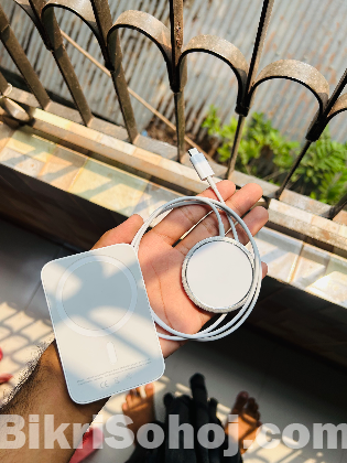 Wireless power bank + charger comboo